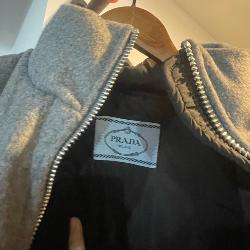 Prada Charcoal Grey Quilted Sleeveless Puffer Vest with Belt - Picture 10 of 11